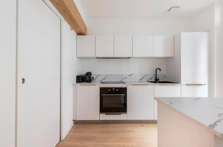 Apartamento {St Fee Sur Les Toits} * Plein Centre Marseille * Clim Exterior foto